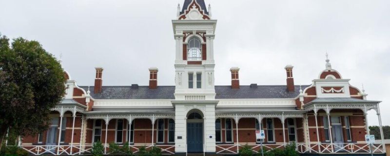 Visit local townships in the Grampians region Pyrenees House Education Centre in Ararat