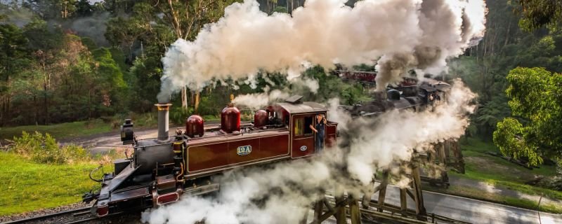 Ride Puffing Billy steam train